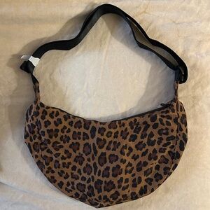 NWT Baggu Crescent Bag Medium - Leopard